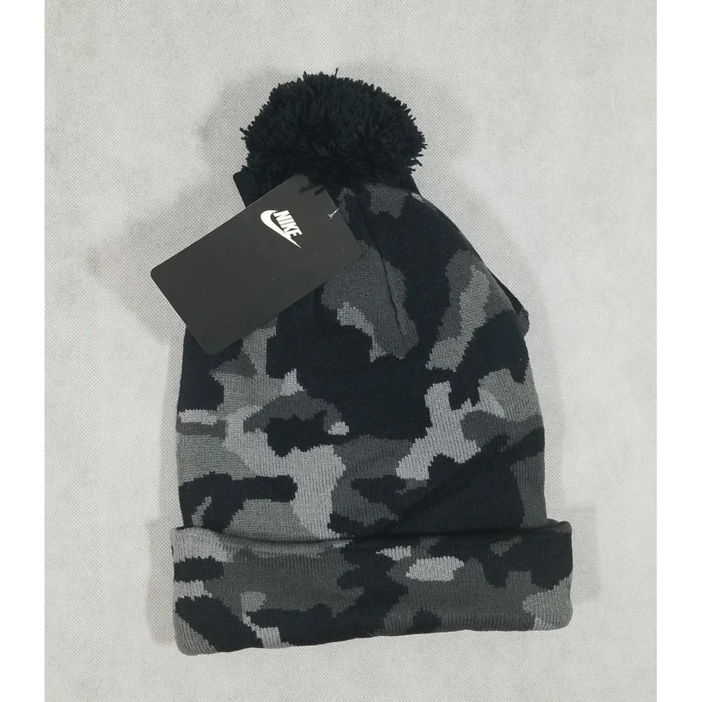 Nike Big Boys Futura Camouflage Knit Beanie and Gloves‎ 2 pc Set Black NWT